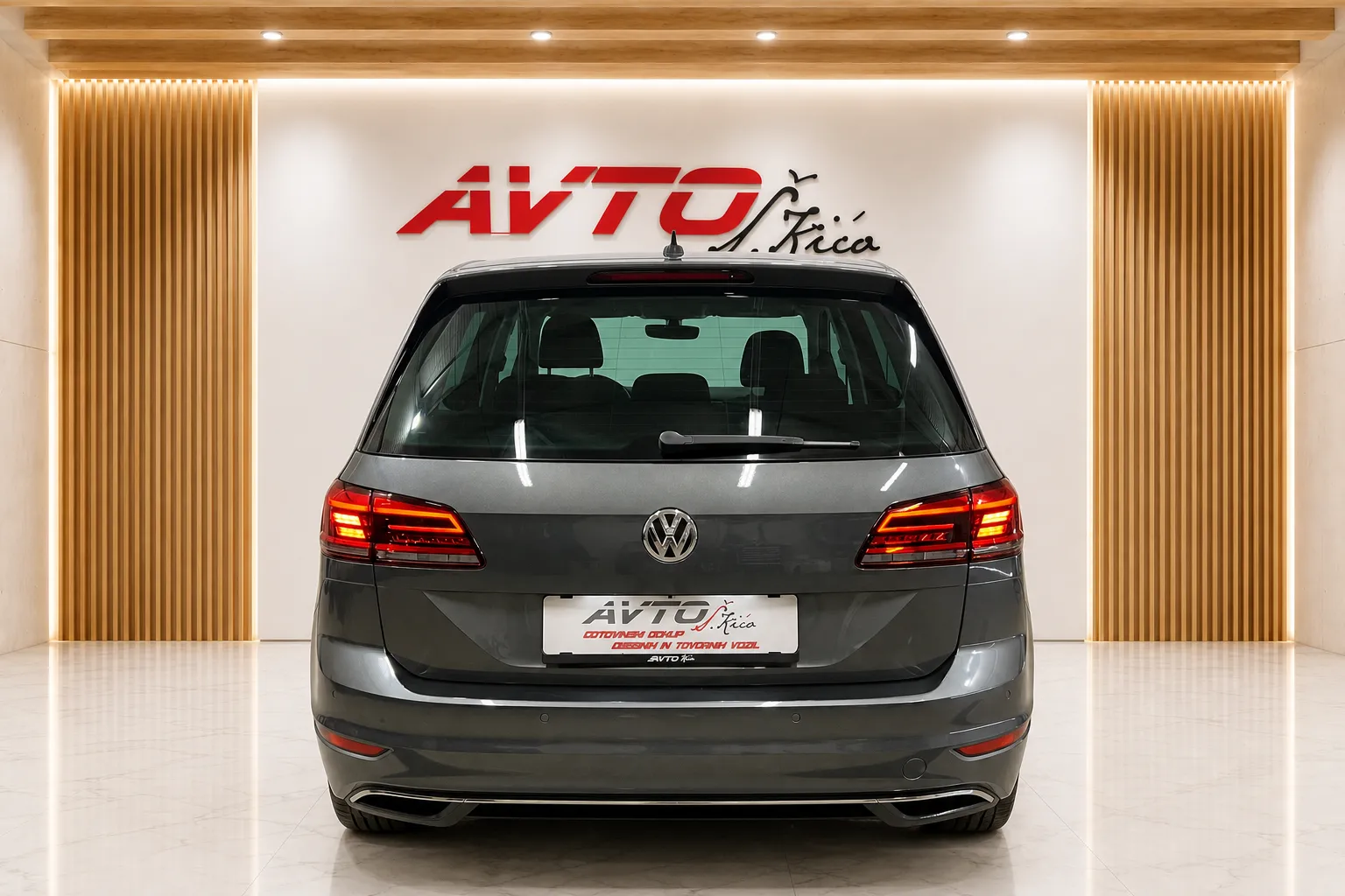 Notranja slika - Volkswagen Golf Sportsvan - 1.5 TSI-ACC-LED-KAMERA-NAVIGACIJA-VLEČNA KLJUKA - 8