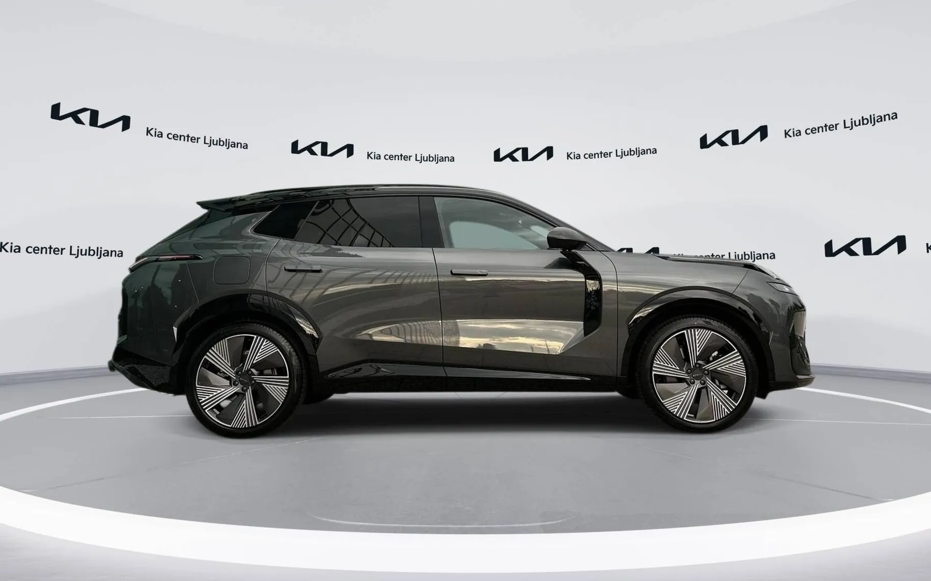 Zunanja slika - Lynk & Co 08 - 1.5 TD Plug-In Hibrid More - 4
