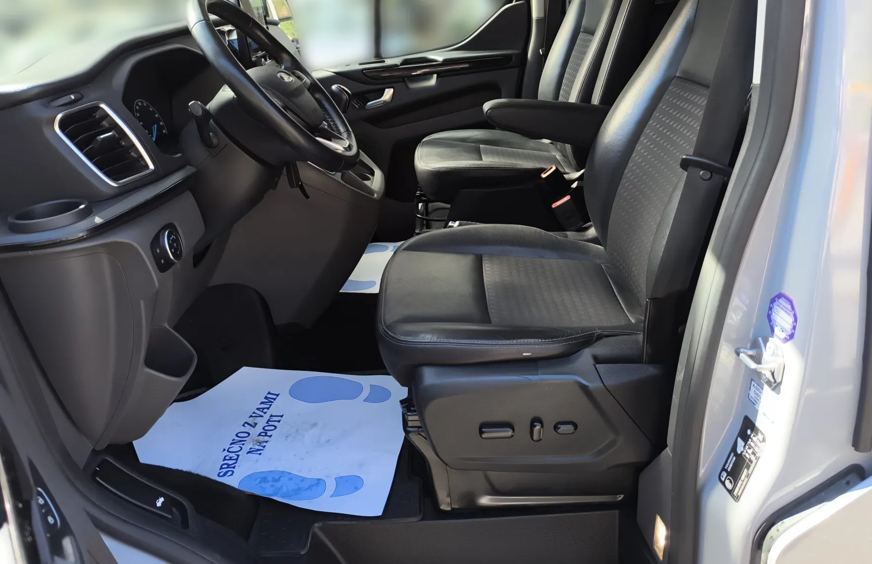 Zunanja slika - Ford Tourneo Custom Sport - 2.0 TDCi - 7