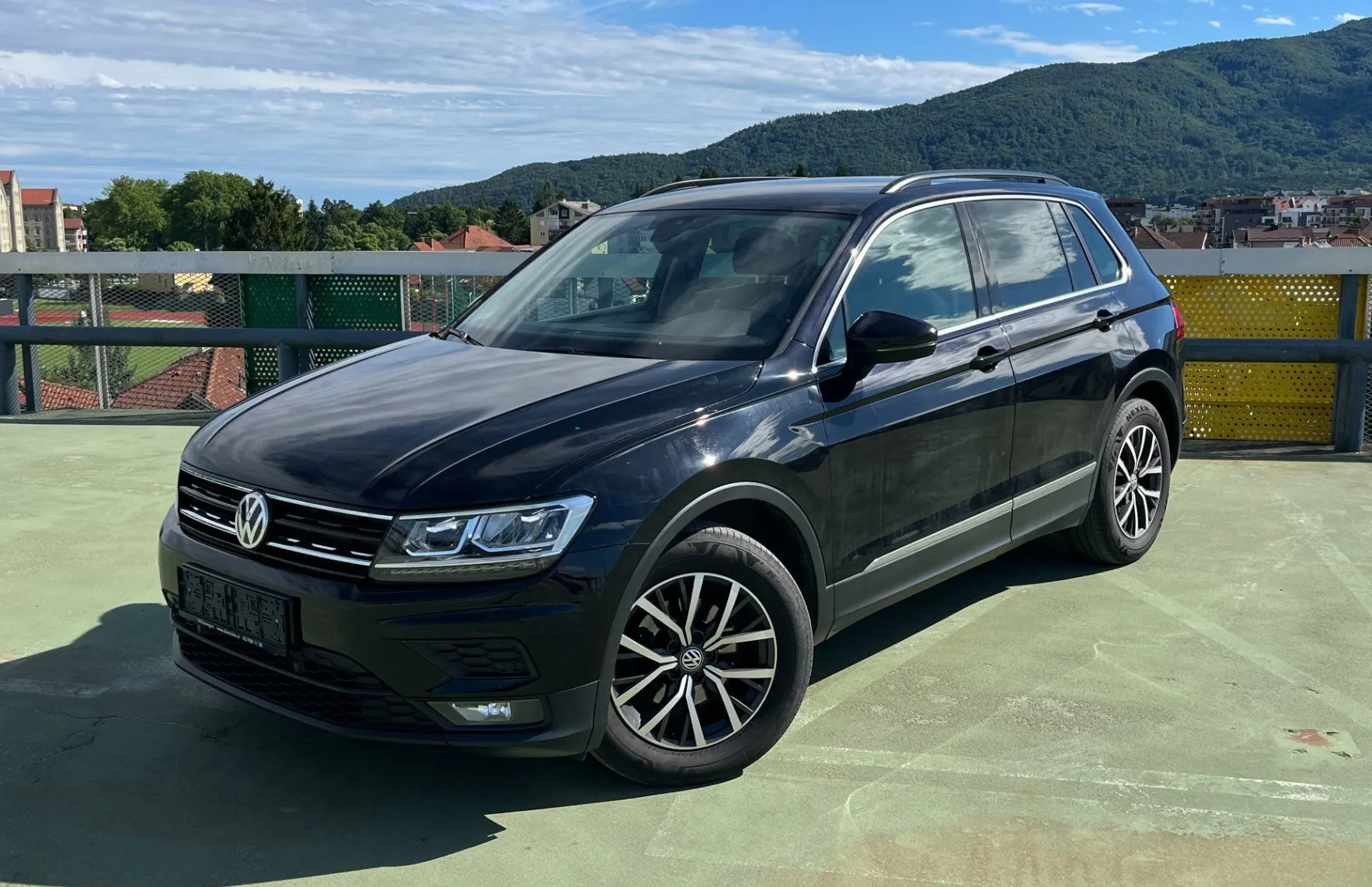 Zunanja slika - VW Tiguan - 2.0 TDI BMT Comfort Edition LED. NAVI. VZR. KAM. - 1