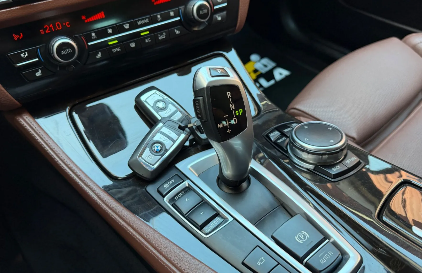 Zunanja slika - BMW Serija 5 - Touring: 535 LUXURY LINE-ACC-HIGH LED-NAVI-HARMAN KARDON - 20