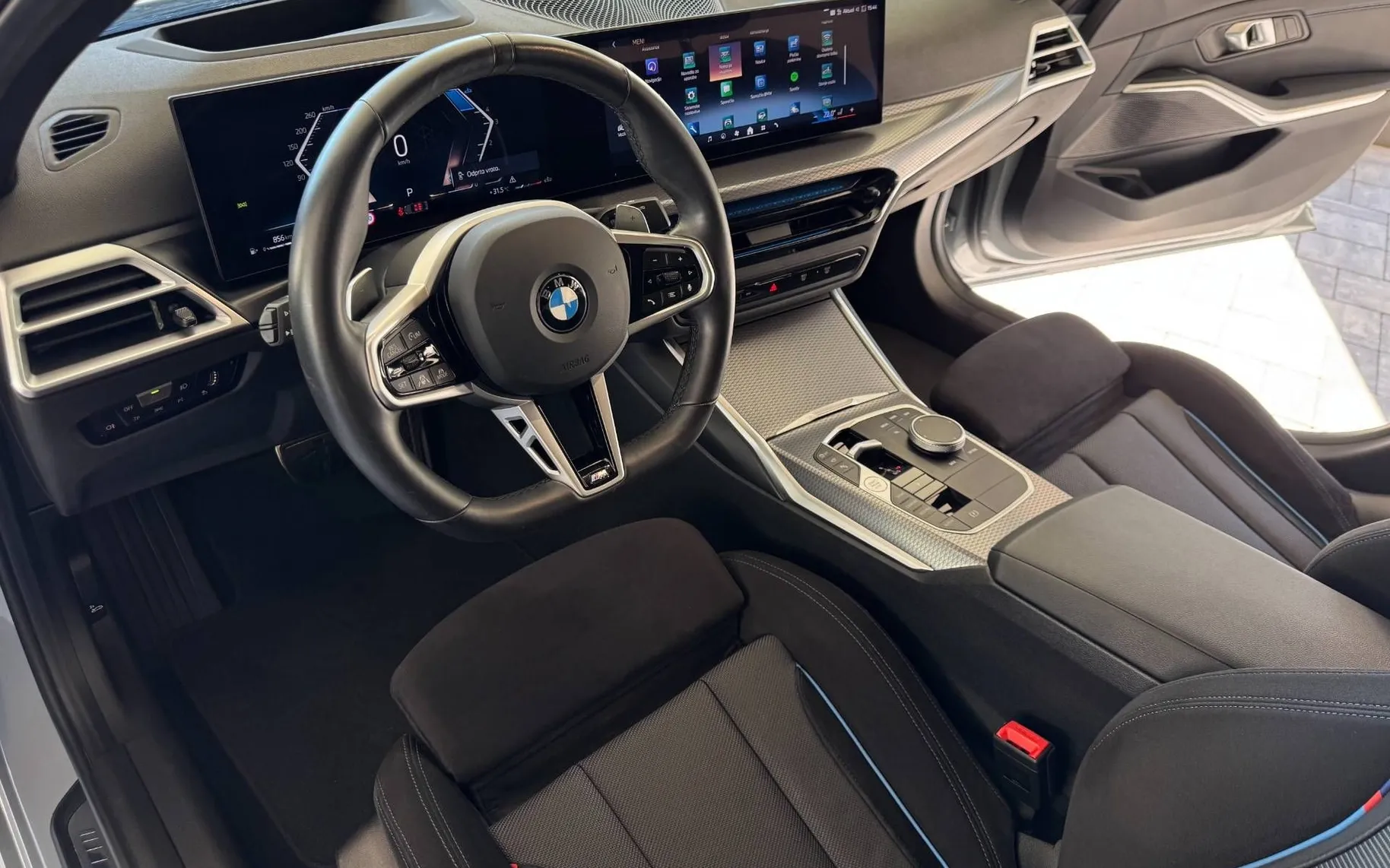 Notranja slika - BMW serija 3: - 320d xD M PRO PAKET-HEAD UP-KAMERA360-NAVI-ACC- - 11