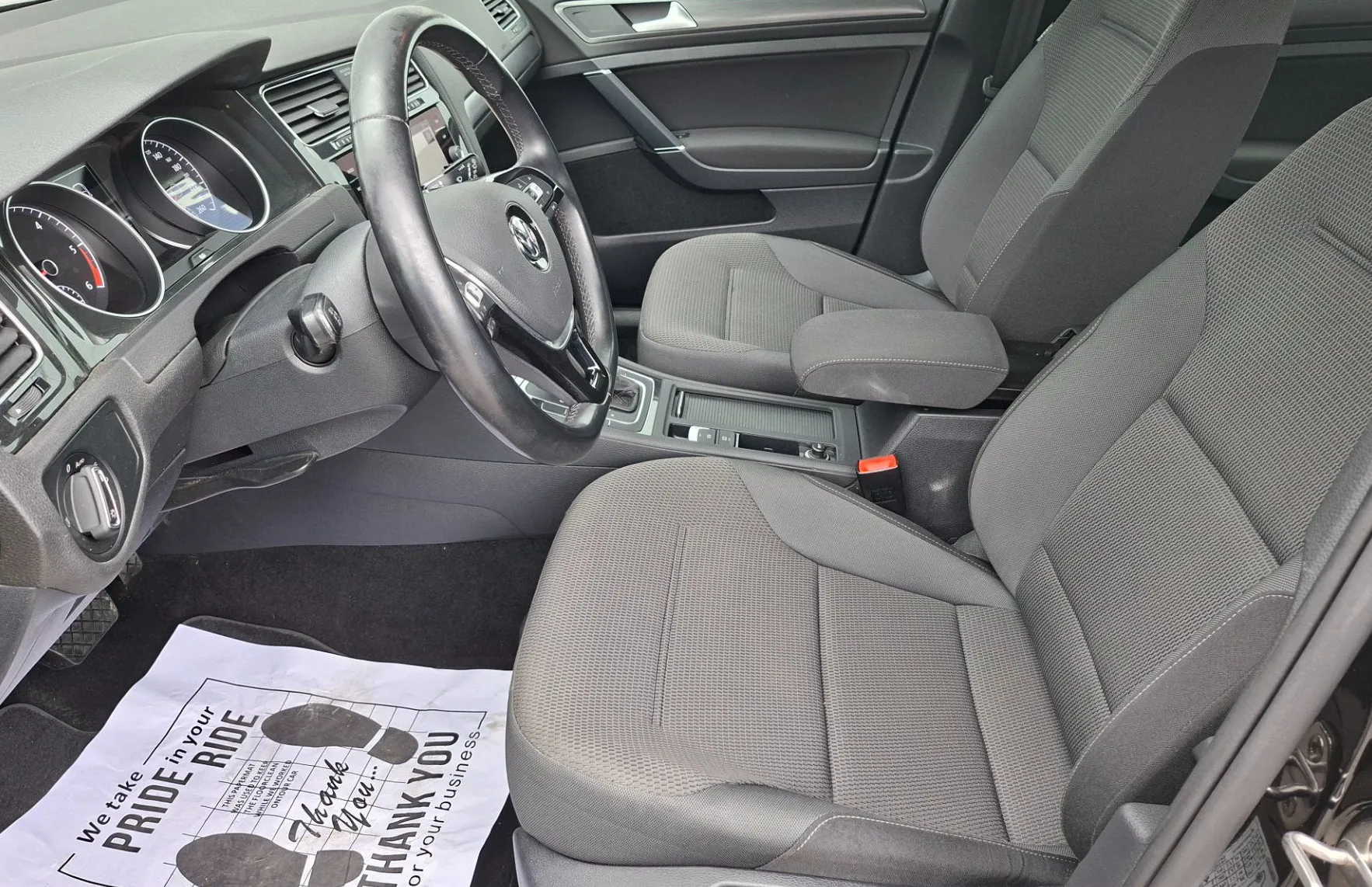 Zunanja slika - Volkswagen Golf - 2.0 TDI Comfortline DSG - 8