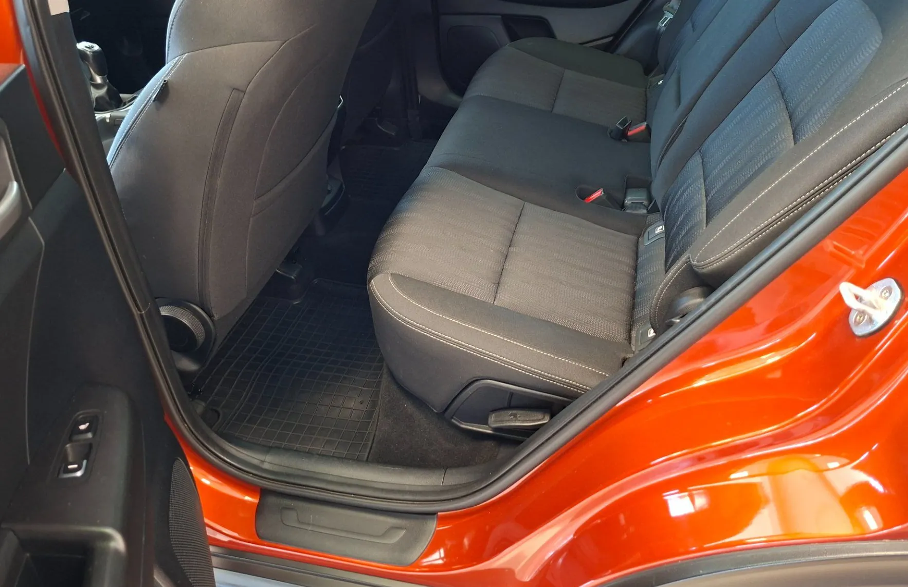 Zunanja slika - KIA Sportage - 2WD 1.6 GDI LX Edition ISG-1.LAST-SLO-LED-KAMERA- - 16