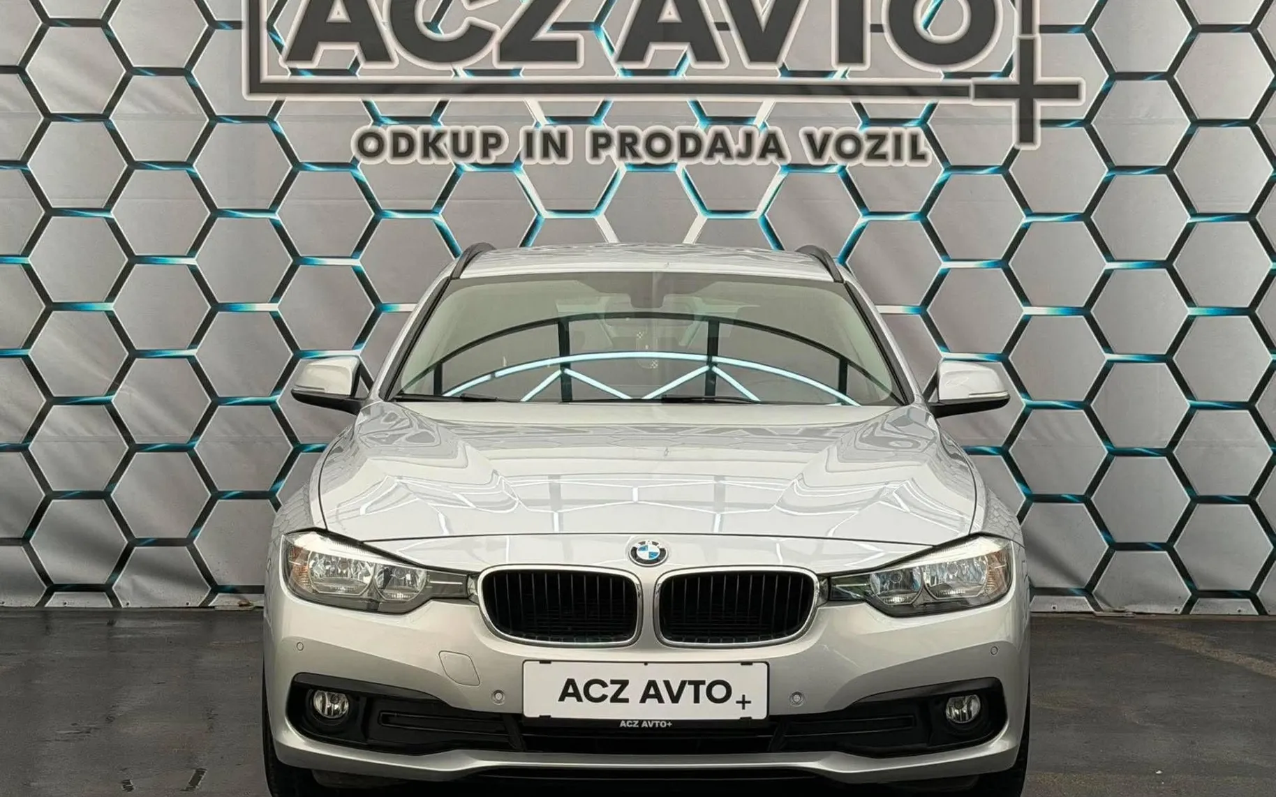 Zunanja slika - BMW serija 3 Touring: - 318D•AUT•FACELIFT•NAVIGACIJA•SPORT PAKET•F1•PDC•.. - 2