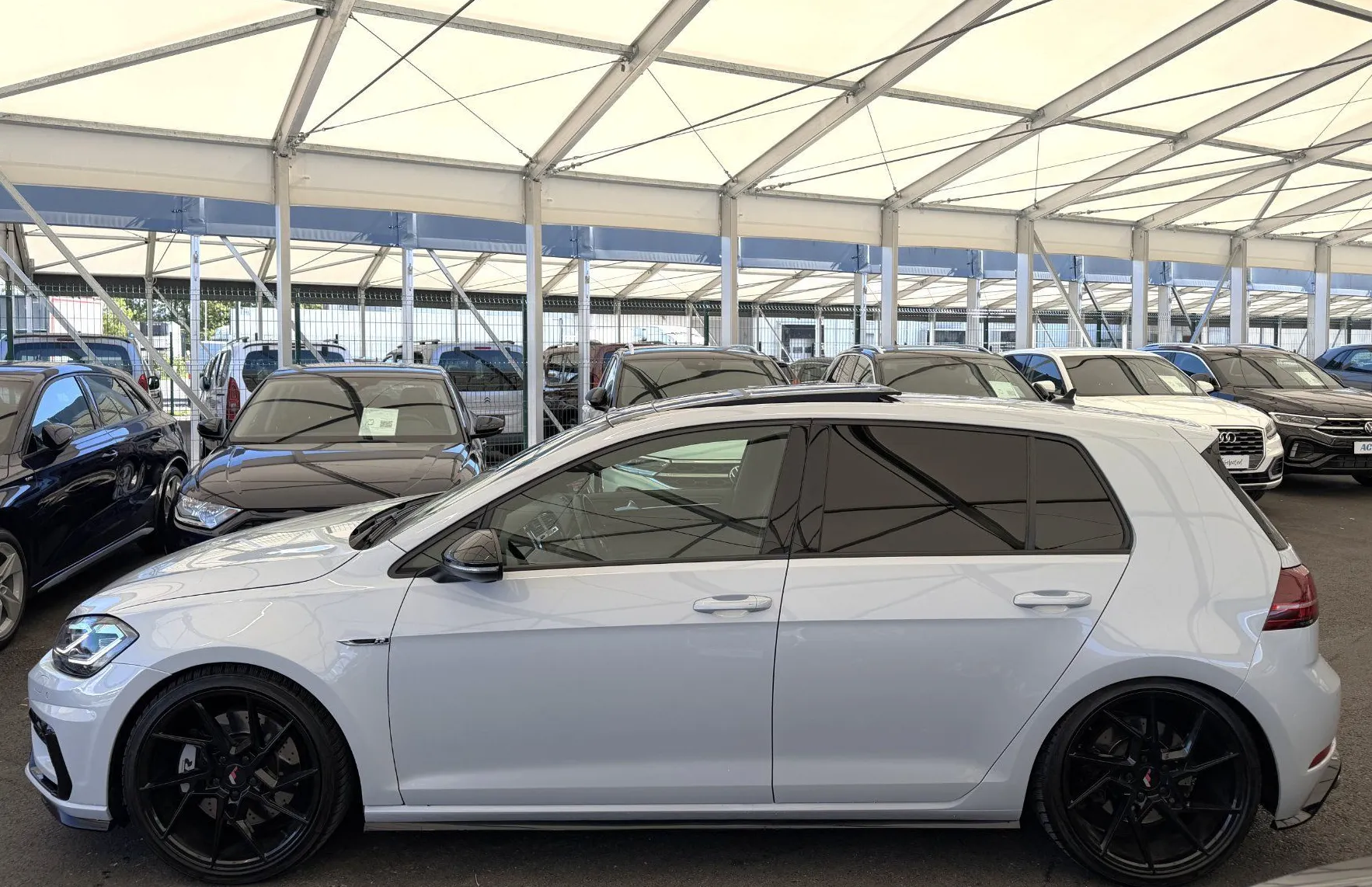 Zunanja slika - Volkswagen Golf - R 2.0 4M DSG Performance - ACC - PANO - KAMERA - 3