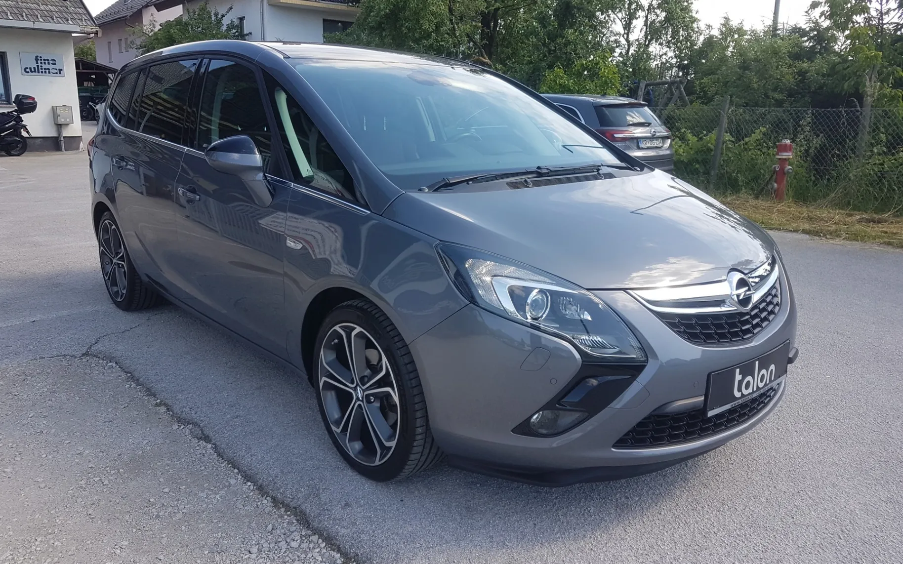 Zunanja slika - Opel Zafira - Tourer 1,6 CDTi Cosmo Start/Stop - 3