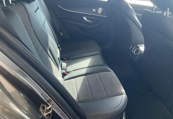 Zunanja slika - Mercedes-Benz E-Razred - 220d Avantgarde LED+ALU+DISTRONIC+KAMERA+AGILITY - 5