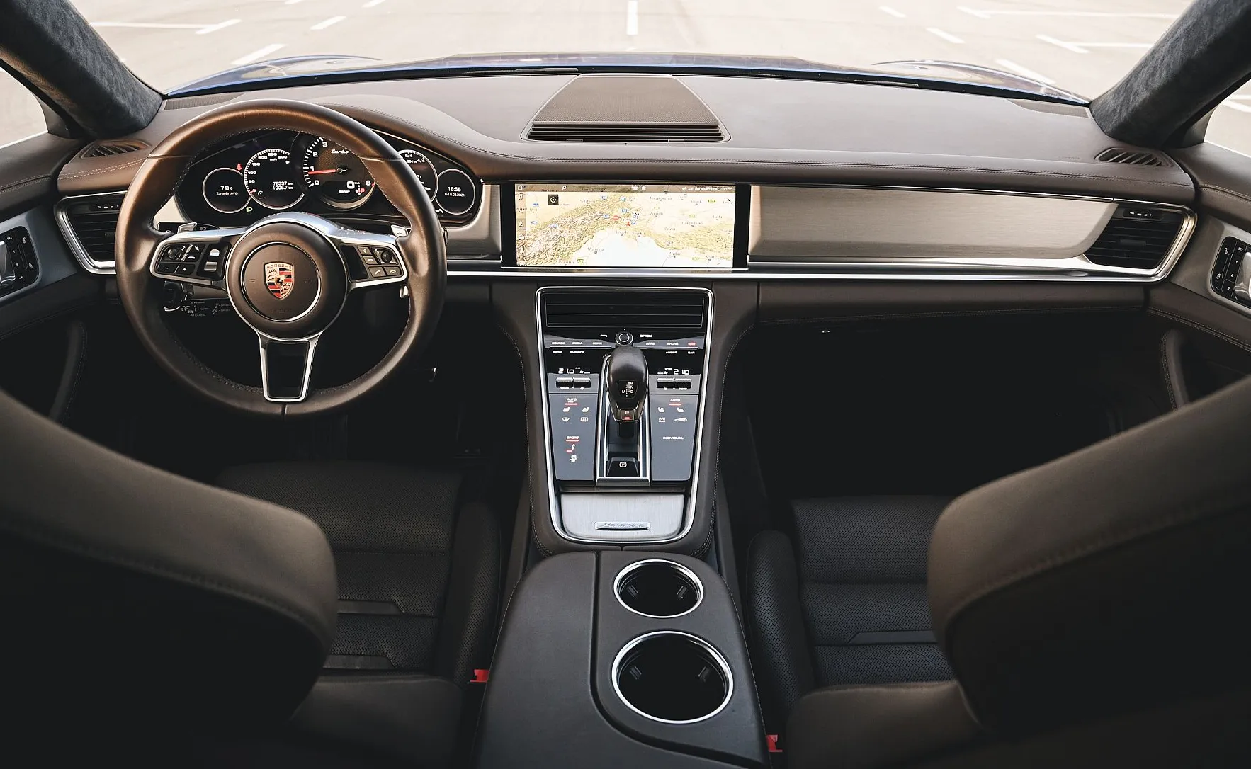 Zunanja slika - Porsche Panamera - Turbo PDK - 11