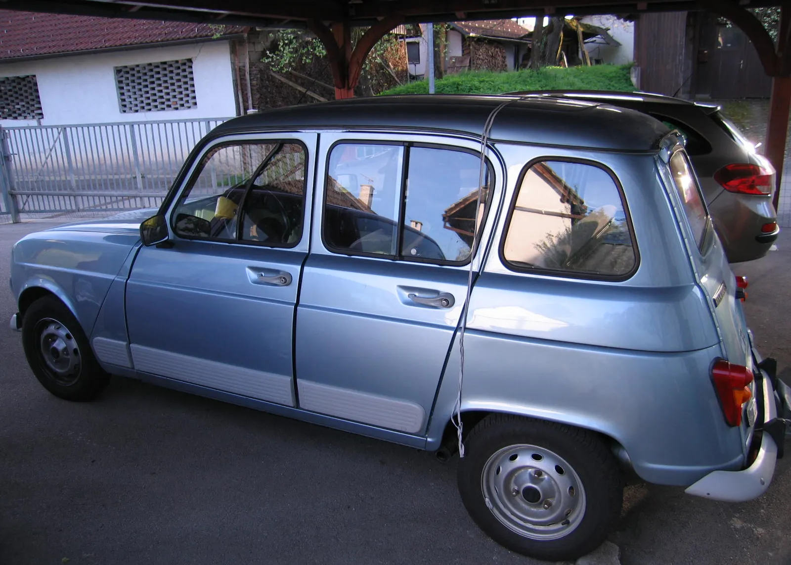 Zunanja slika - Renault R 4 - GTL - 2