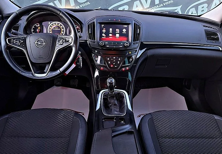 Zunanja slika - Opel Insignia - 2.0 CDTI 125KW S S ST COSMO+ALU+TEMPOMAT+VIRTUAL - 9