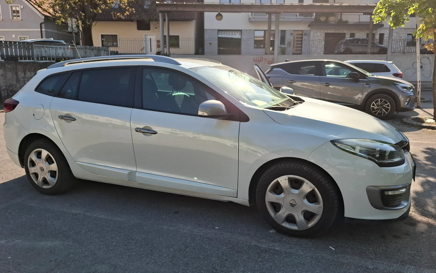 Zunanja slika - Renault Mégane - Grandtour dCi 130 Energy GT Line - 3