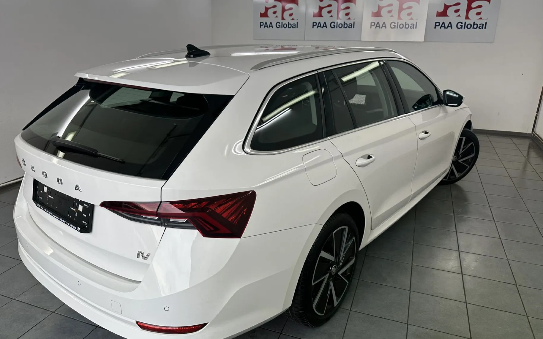 Zunanja slika - Škoda Octavia - Škoda  Style 1.4 TSI PHEV DSG NEMŠKI.KAMERA - 3