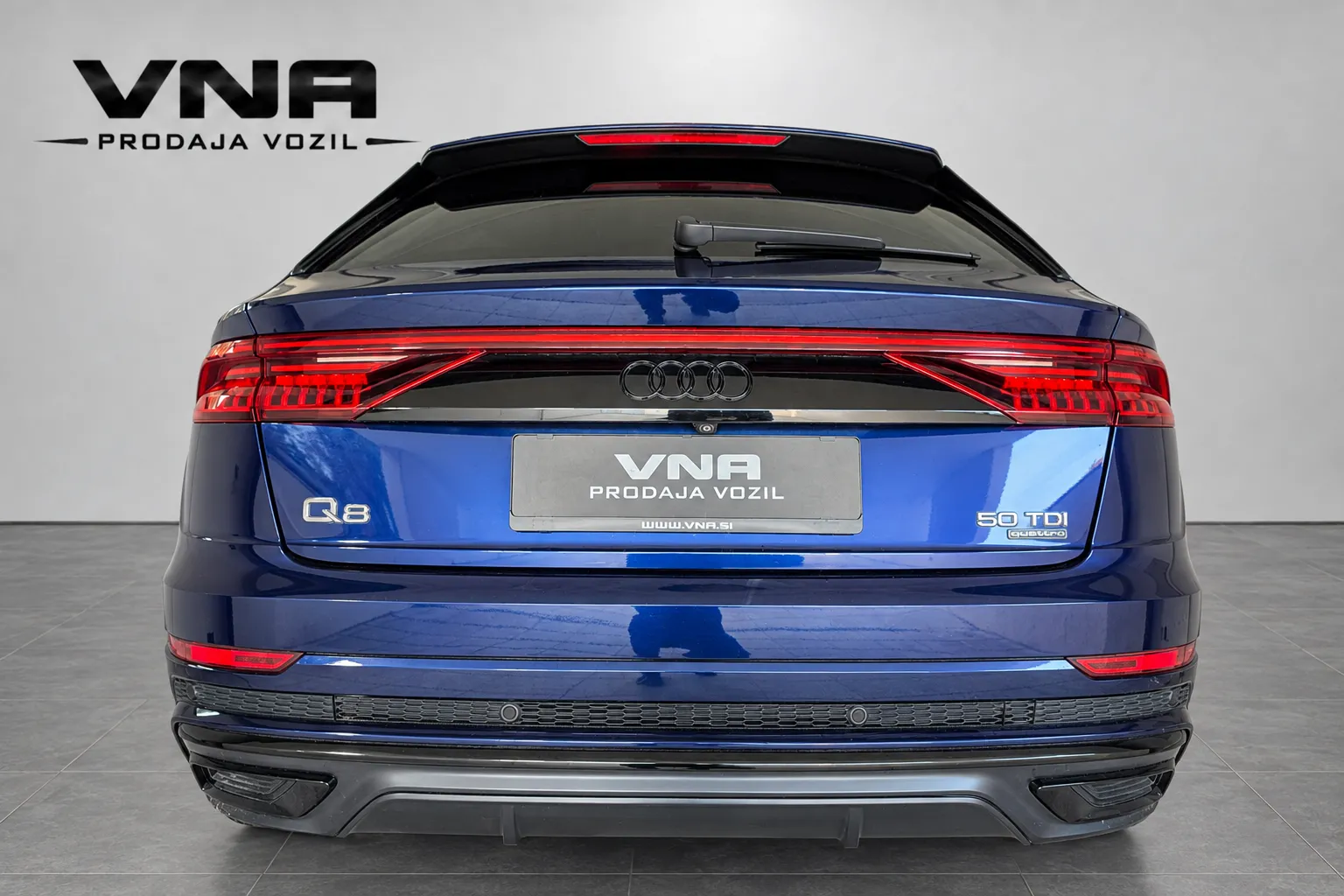 Zunanja slika - Audi Q8 - quattro 50 TDI |S-LINE|MATRIX|PANO|ZRAK|KLJUKA|TOP - 5