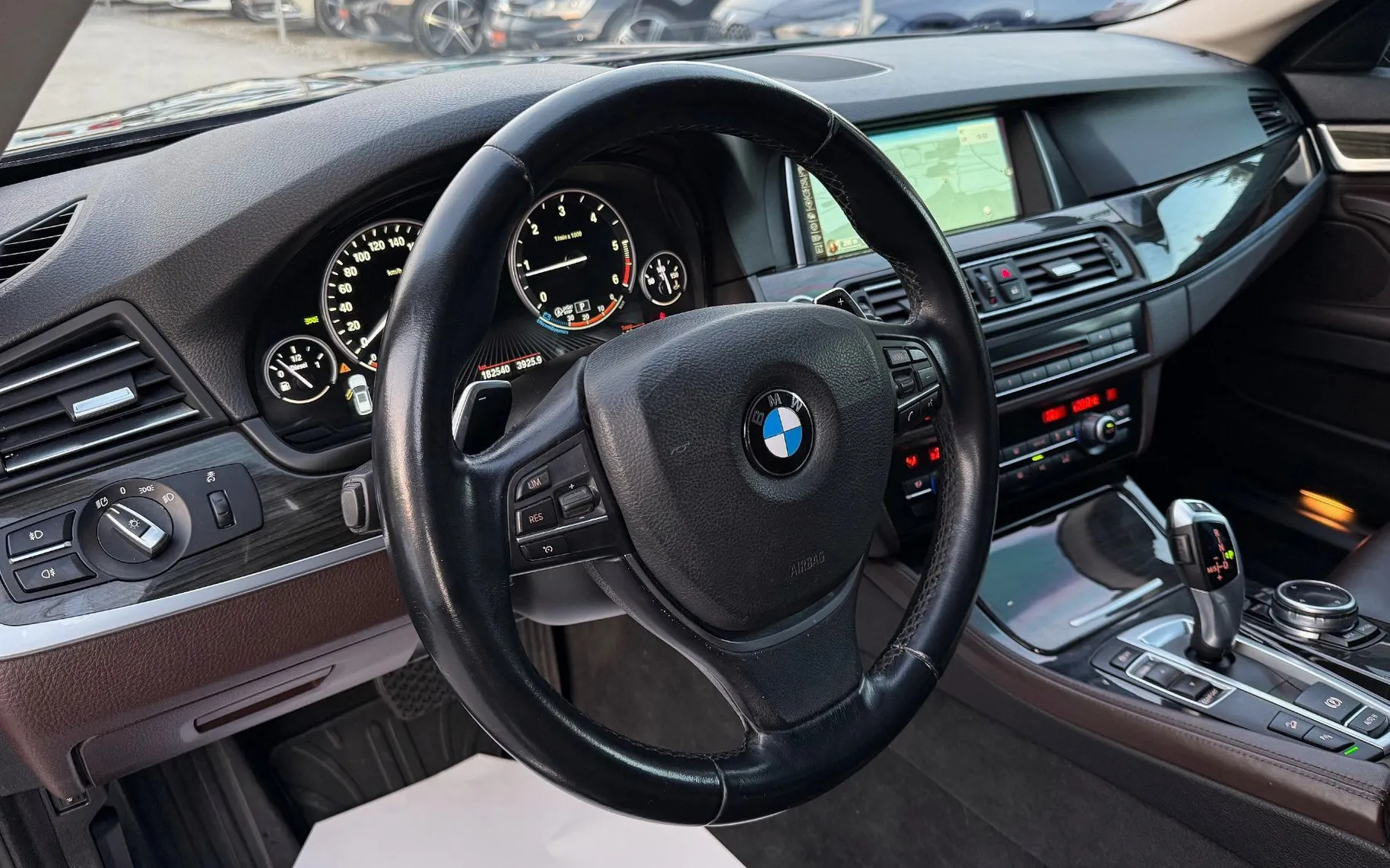 Zunanja slika - BMW Serija 5 - Touring: 520d xDrive AUT. LuxuryLiNE LED XENON USNJE ALU - 15