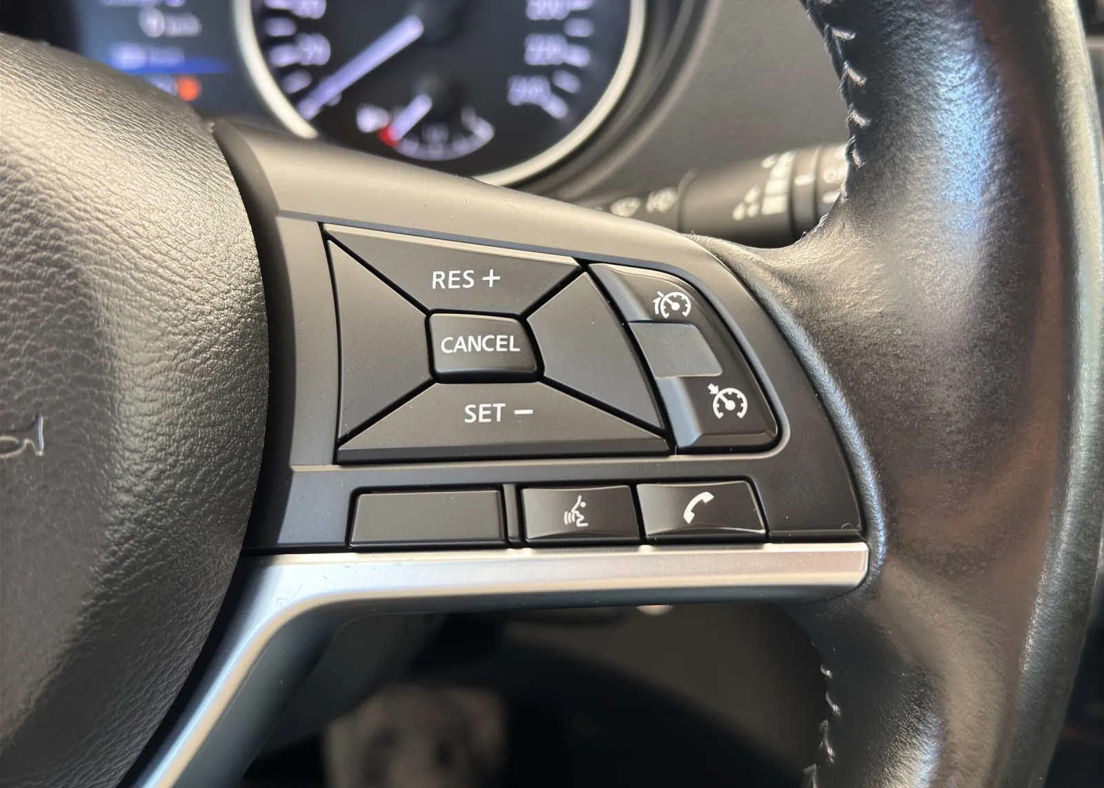 Zunanja slika - Nissan Qashqai - 1.3 - 14