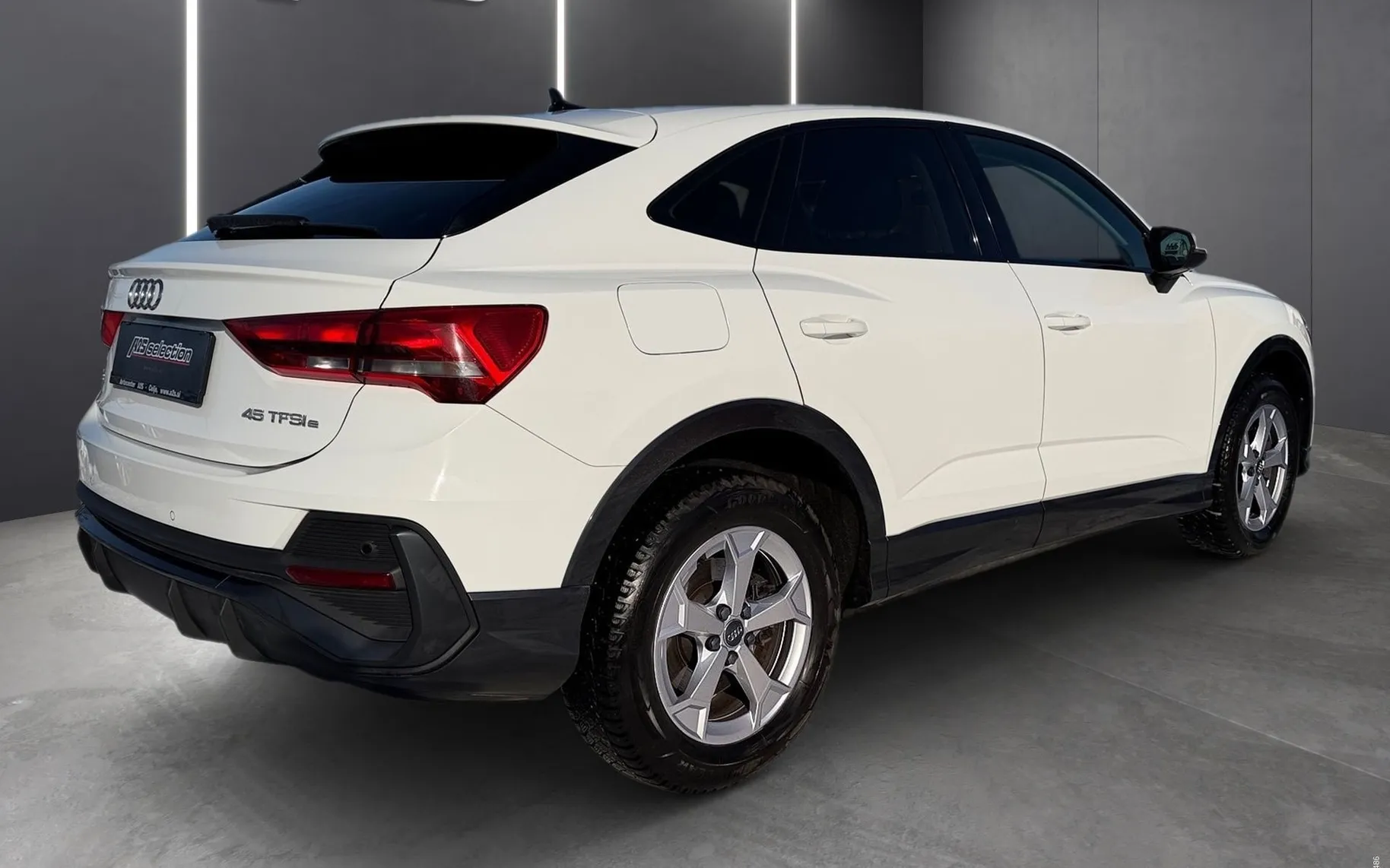 Zunanja slika - Audi Q3 Sportback - 45 TFSI e S tronic 180 245 S Line-LED-Virtual... - 3