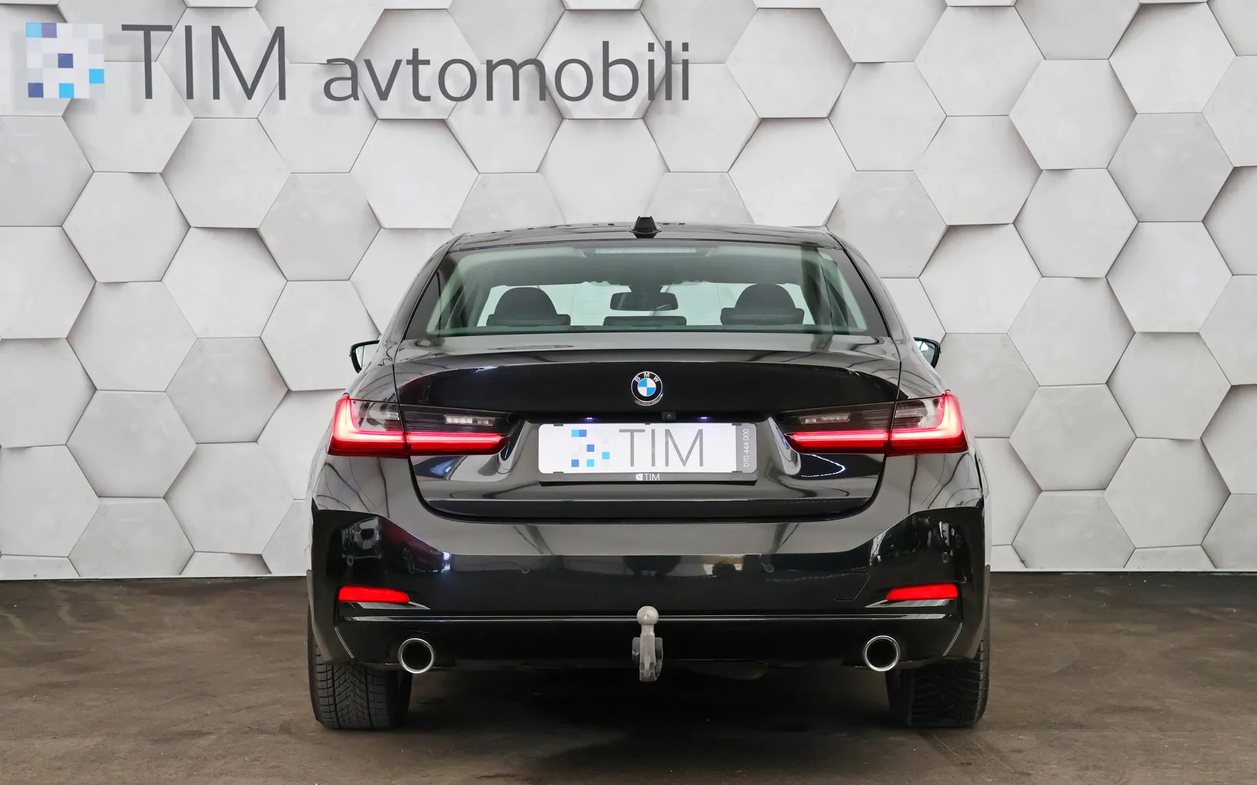 Zunanja slika - BMW Serija 3 - 3 Series Limousine 318d Aut Sportline 150KM - 6