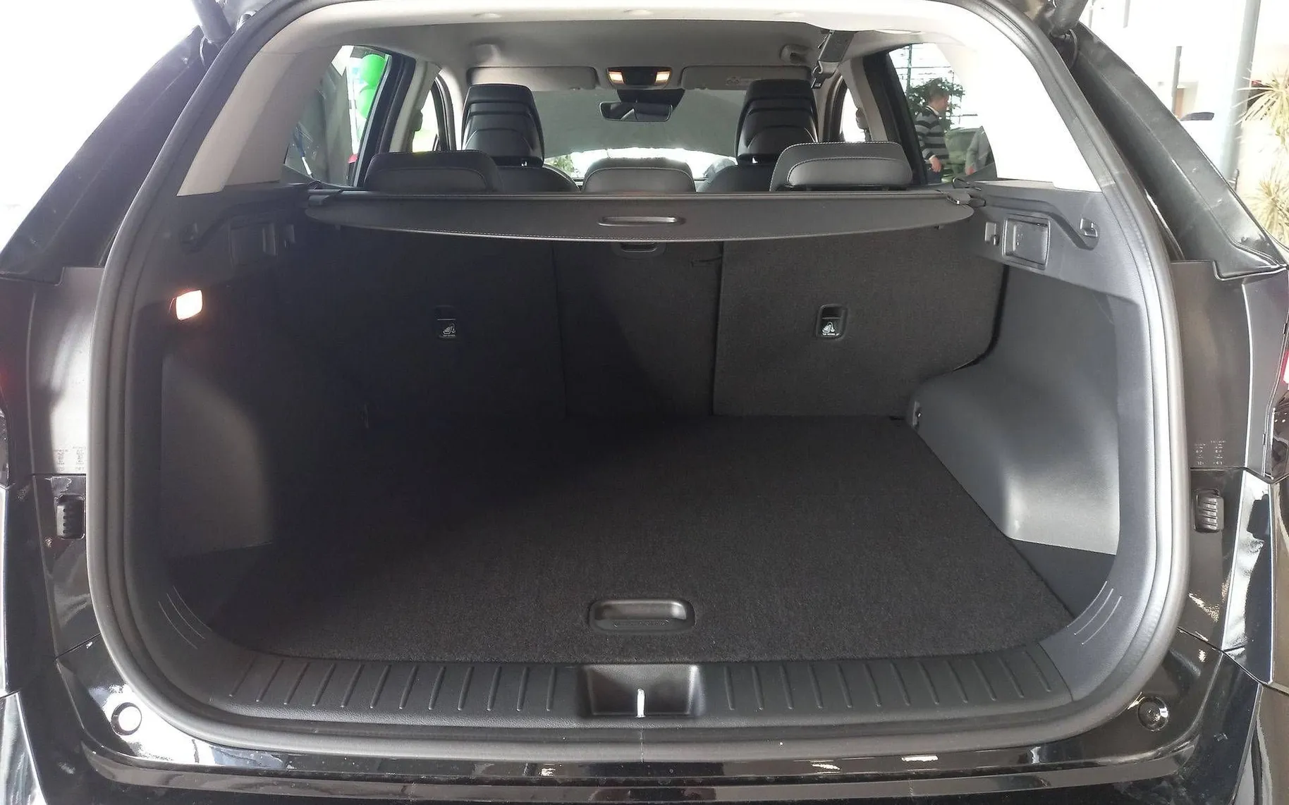 Notranja slika - KIA Sportage - 1.6 T-GDi 110kW EX Style 7-DCT - 17