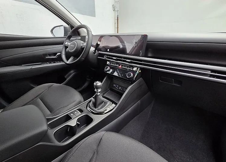 Zunanja slika - Hyundai Tucson - 1.6T T-GDI Style Winter -1.000€ GOTOVINA - 9