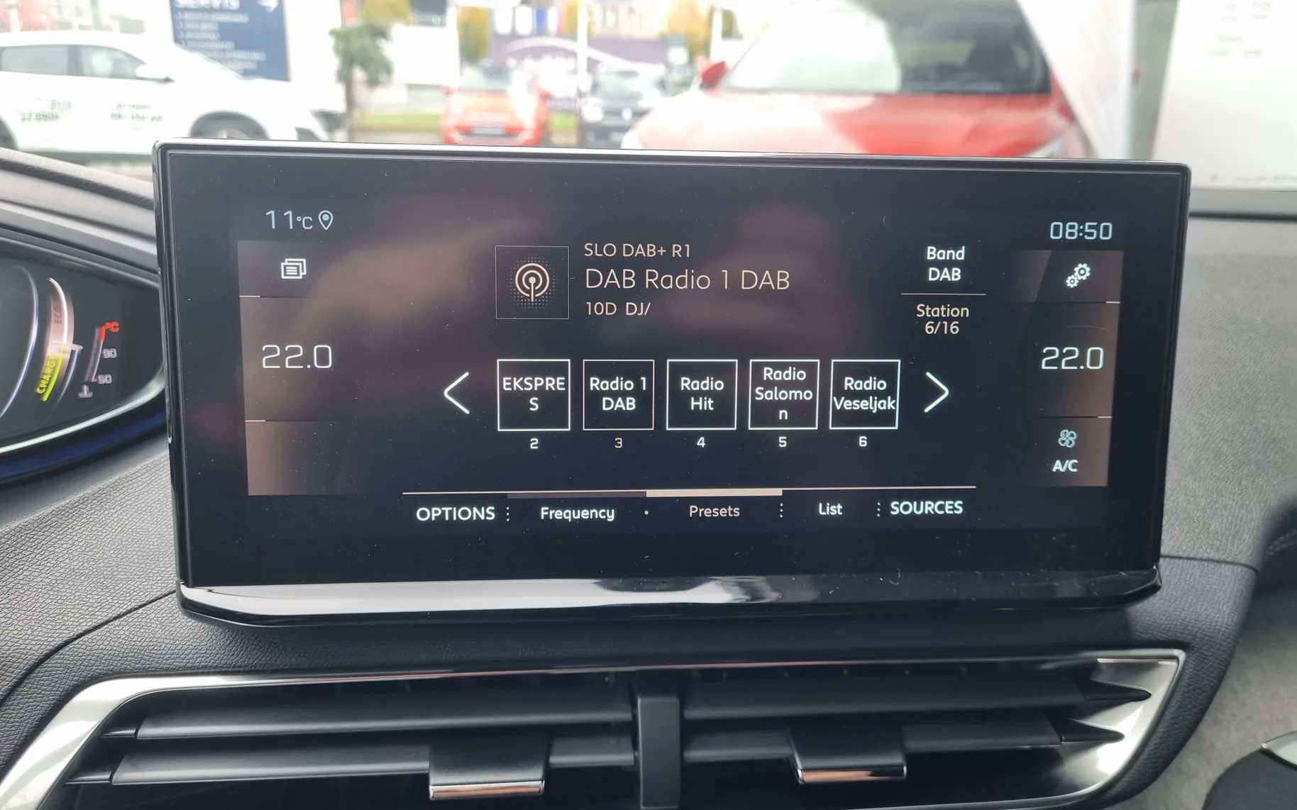 Zunanja slika - Peugeot 3008 - 1.2 MHEV 136 GT OPREMA Avtomatik - POTRJENA KNJIGA - 21