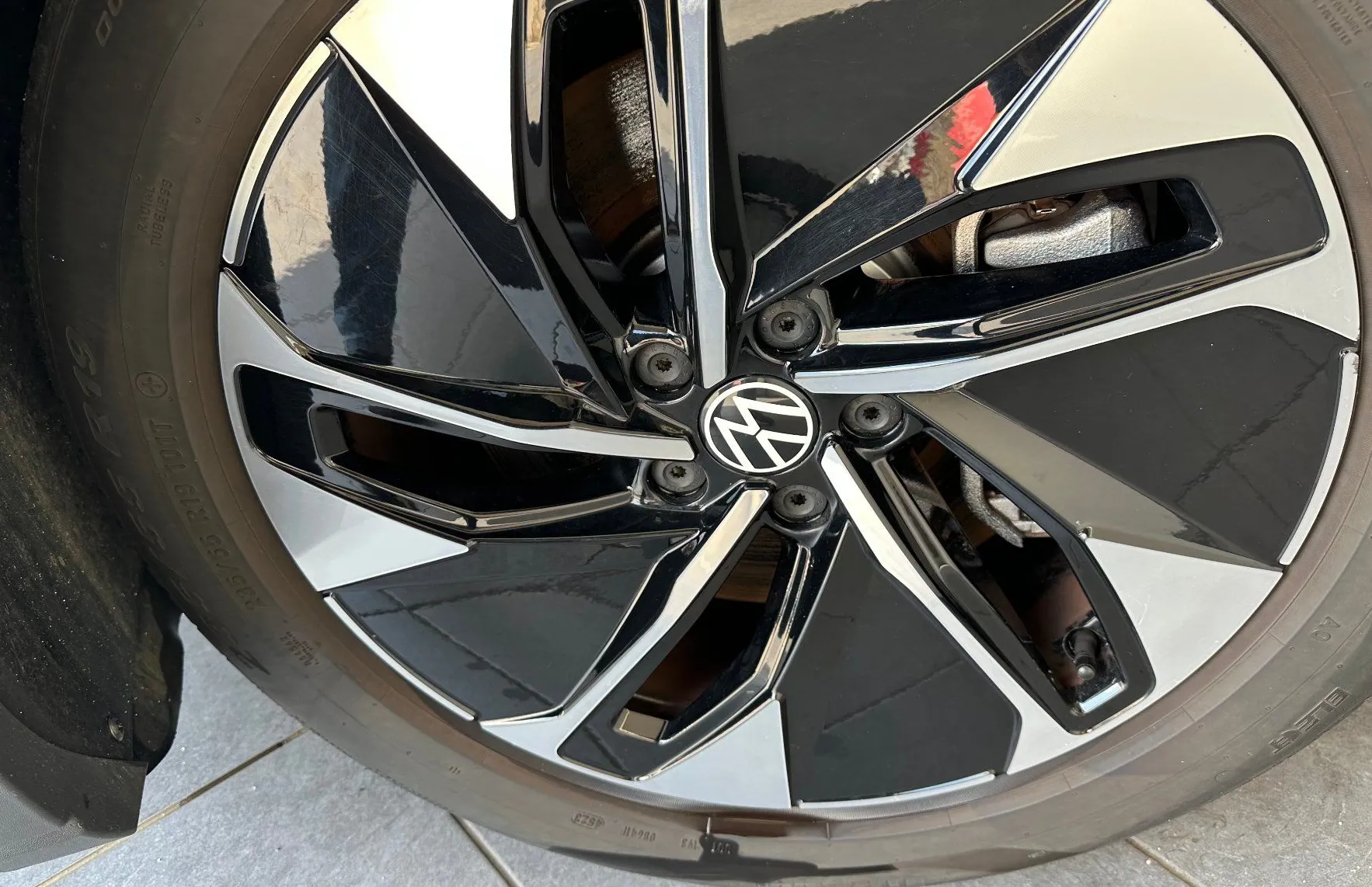Zunanja slika - VW ID.5 - Pro Performance 150 KW.KAMERA.NAVI.LED.USNJE.GRE.S - 2