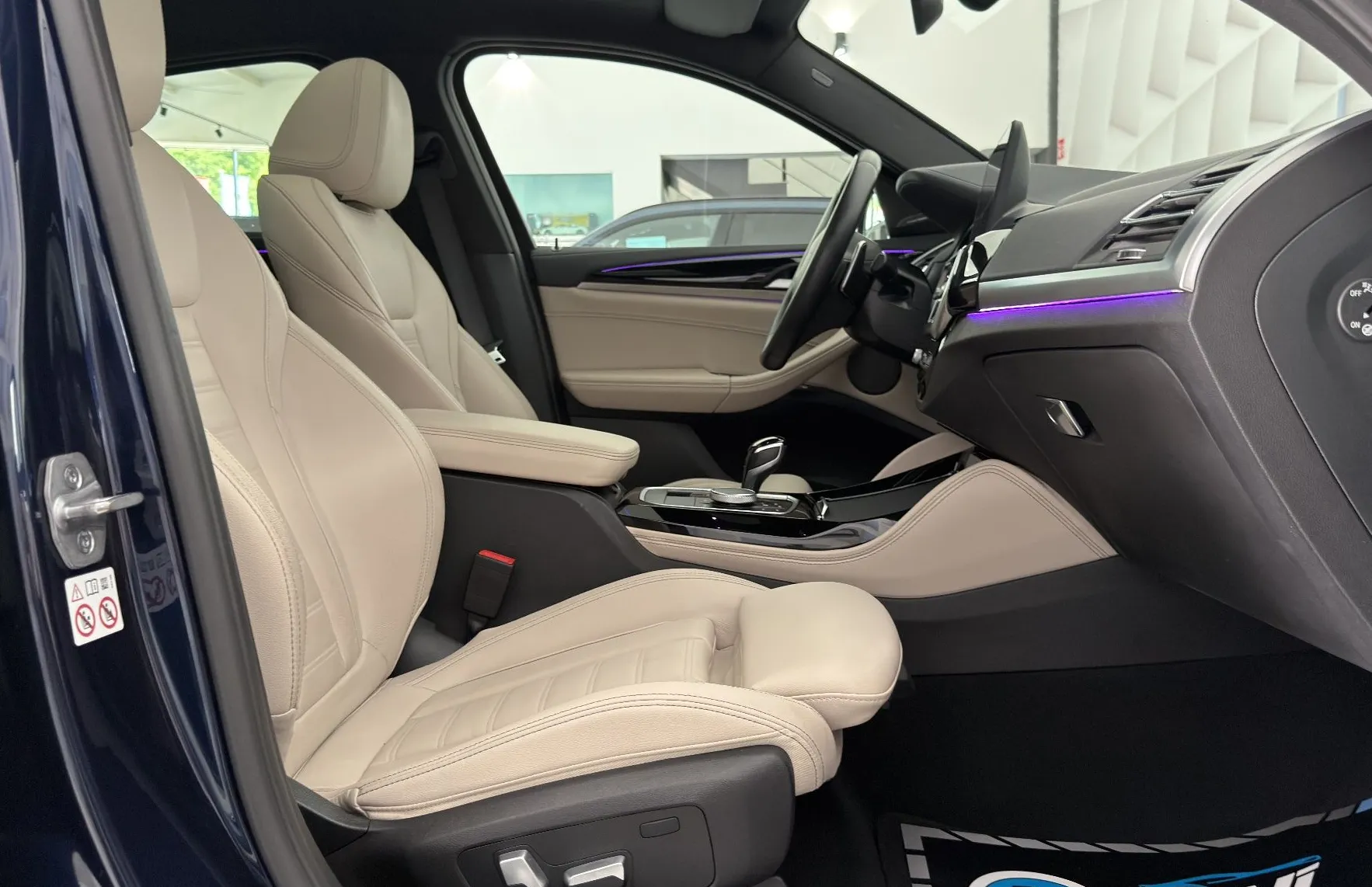 Zunanja slika - BMW X4 - serija : xDrive 30i Avt. M PAKET -PANO-KAMERE360-KLJUKA-RAD - 15