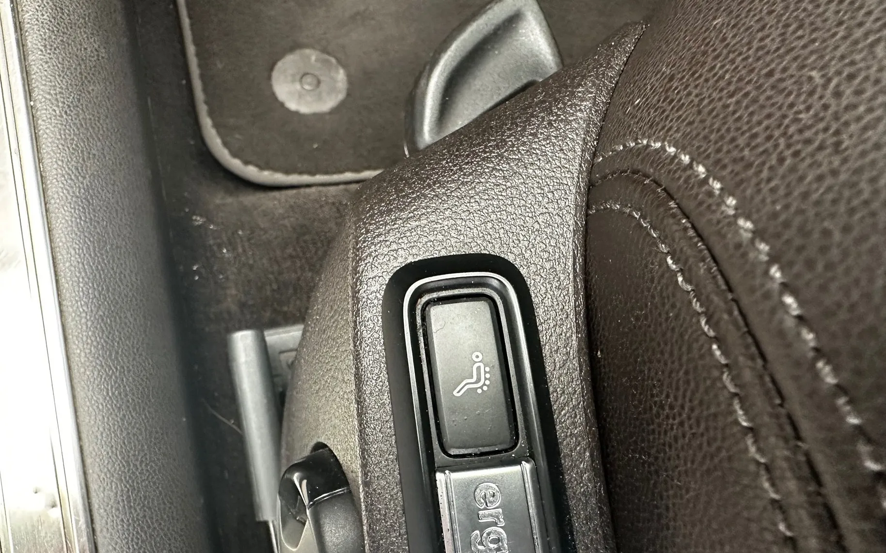 Notranja slika - VW Passat Variant - 2.0TDI-DSG-H LINE-AKT.TEMPOMAT-2XPDC-MASAŽA - 8