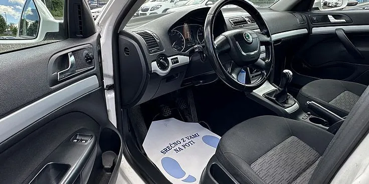 Zunanja slika - Škoda Octavia - Combi 1.9 TDI Ambiente - 9