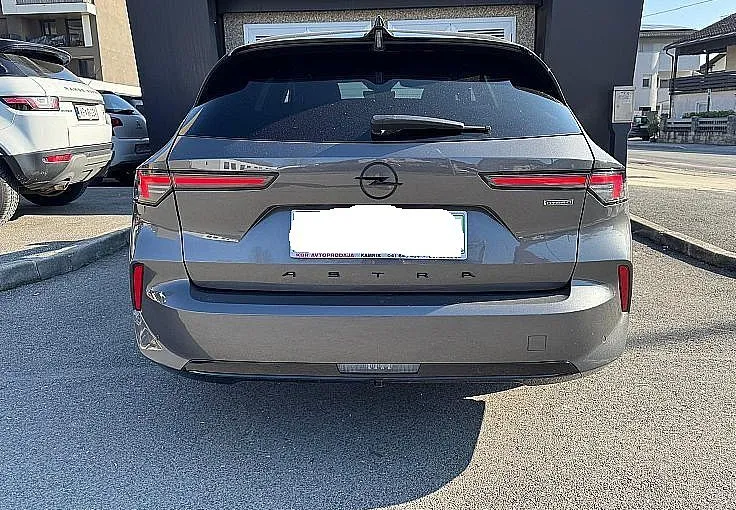 Zunanja slika - Opel Astra - Sports Tourer 1.2 Turbo GS Avt. 130KM - 2
