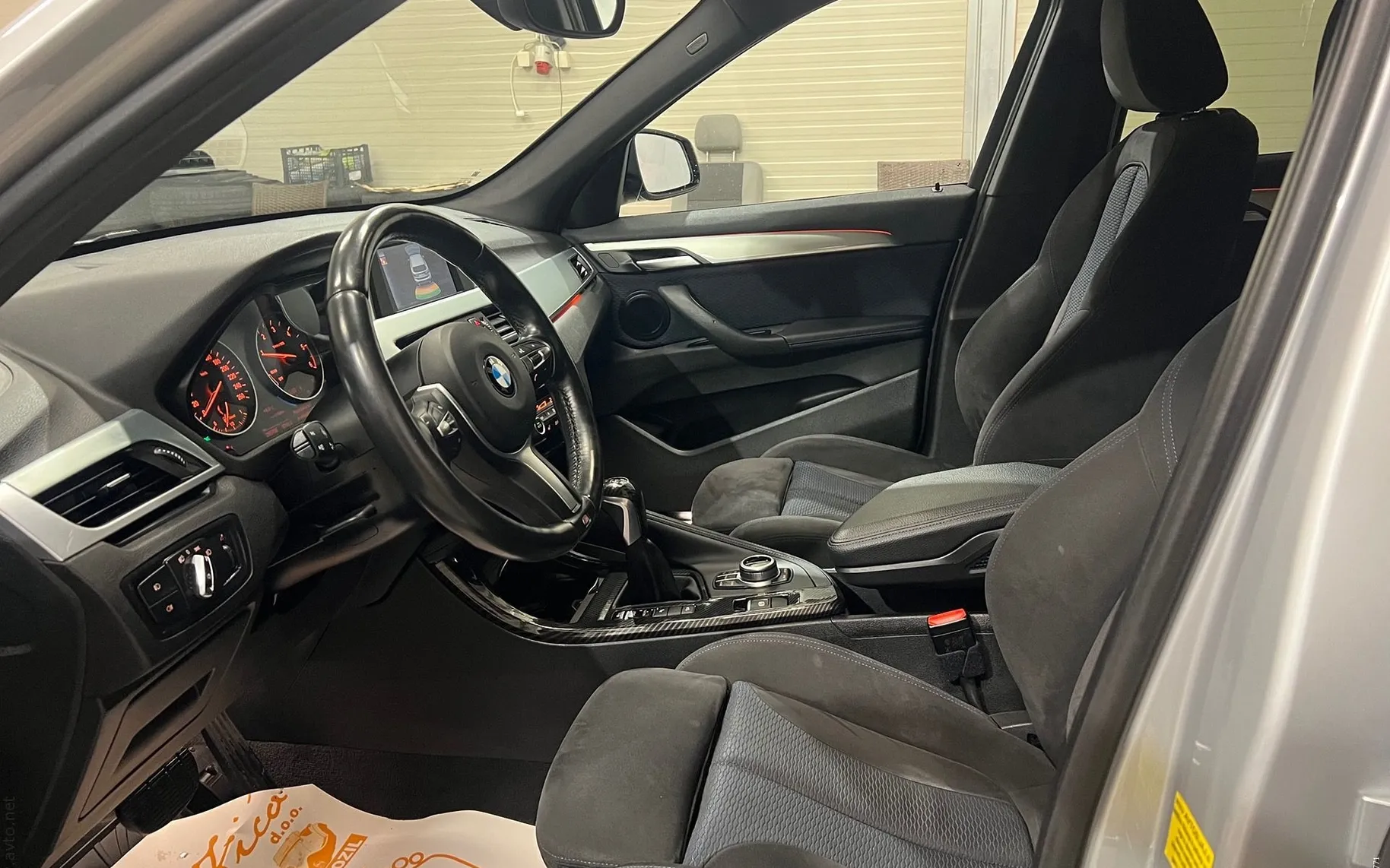 Notranja slika - BMW serija X1: - X-DRIVE 18d-M-PAKET-BI-XENON-LED-NAVI-TEMPOMAT-P - 23