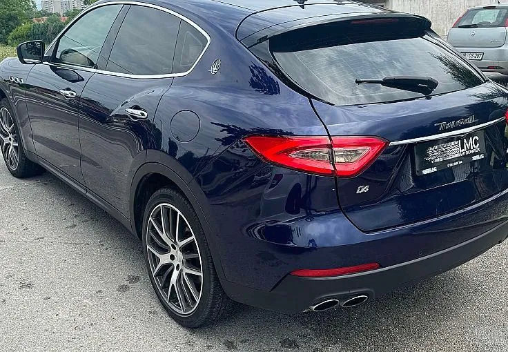 Zunanja slika - Maserati Levante - 3.0d Q4 275ks °21-COL° °KAMERA° °ZRAČNO VZMETENJE° - 7
