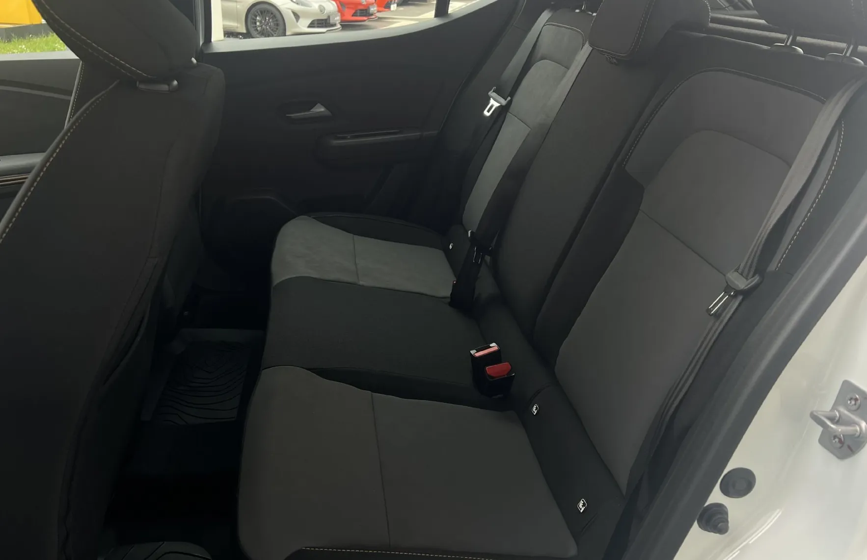 Zunanja slika - Dacia Sandero - 1.0 TCe 110 Stepway Extreme - 10