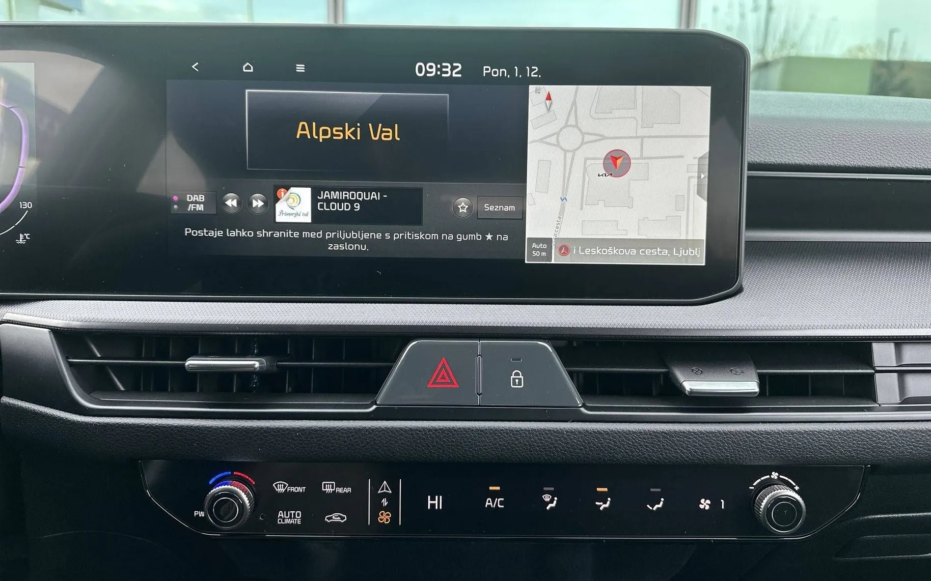 Notranja slika - KIA Stonic - 1.0 T-GDi EX Pulse DCT - 16