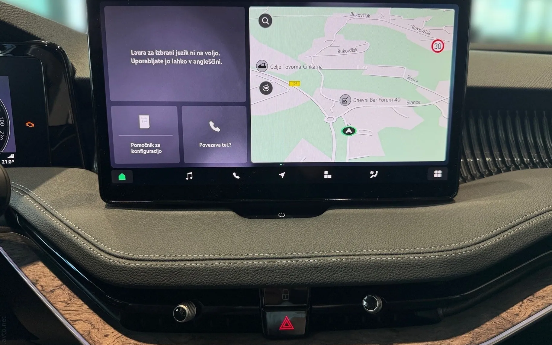 Notranja slika - Škoda Superb - Combi 2.0 TDI L K DSG... - 9