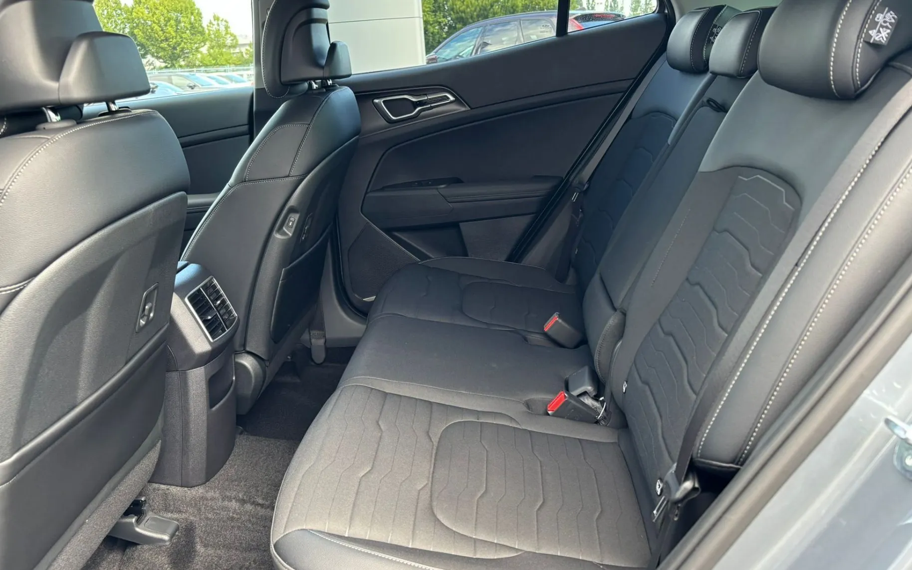 Zunanja slika - KIA Sportage - 1.6 T-GDi 110kW LX Fresh.6 M T - 8