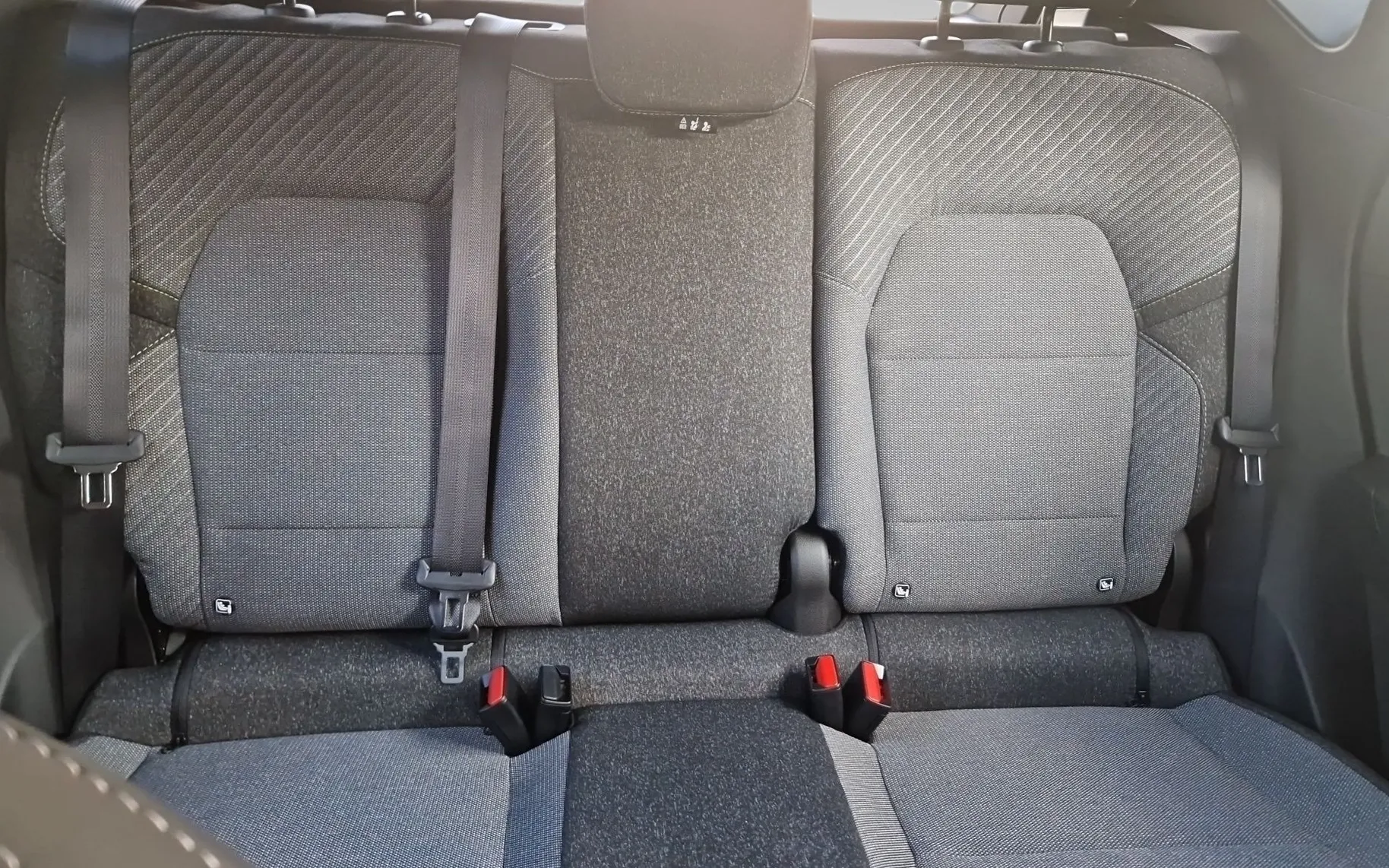Zunanja slika - Renault Captur - TCe 140 EDC techno - 19