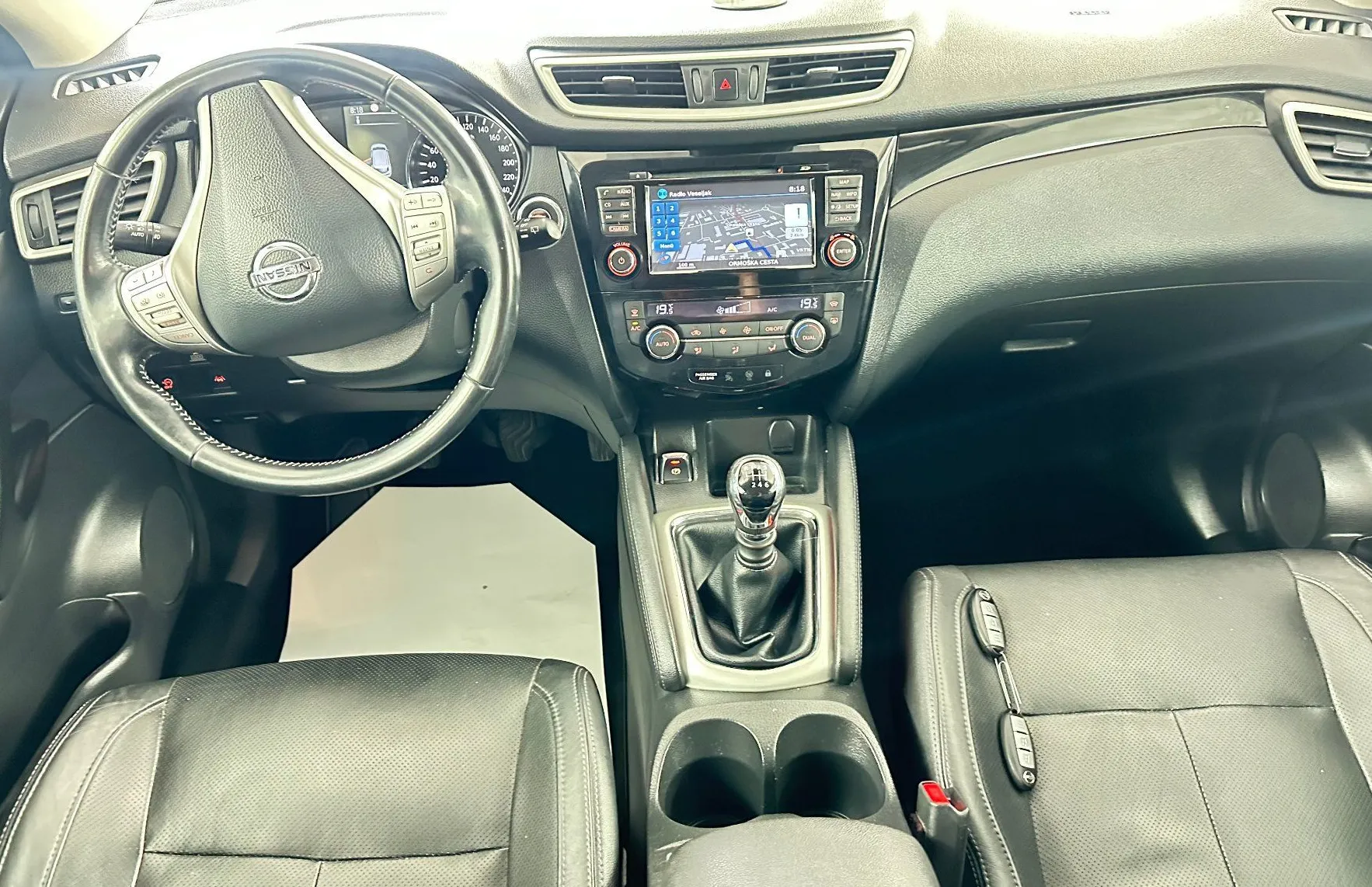 Zunanja slika - Nissan Qashqai - 1.6 dCi.Tekna.130.am.4x4.usnje.kamera.navi.117.000 - 19
