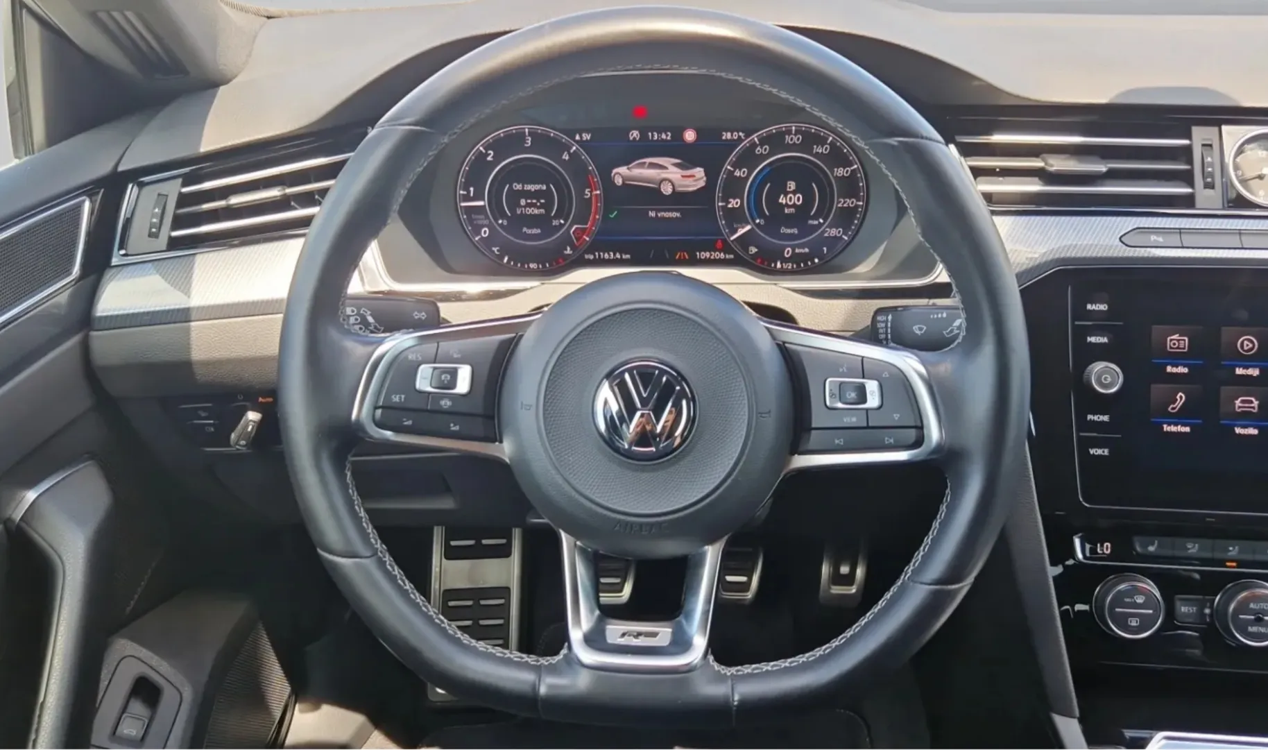 Zunanja slika - VW Arteon - 2,0 TDI BMT R-Line - 14