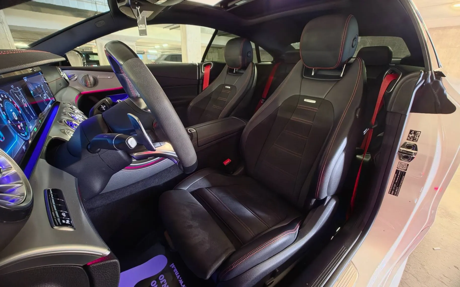 Notranja slika - Mercedes-Benz E-Razred - E Coupe 53 AMG EQ Boost 4MATIC+ Avt. |PANORAMA|SLO - 8