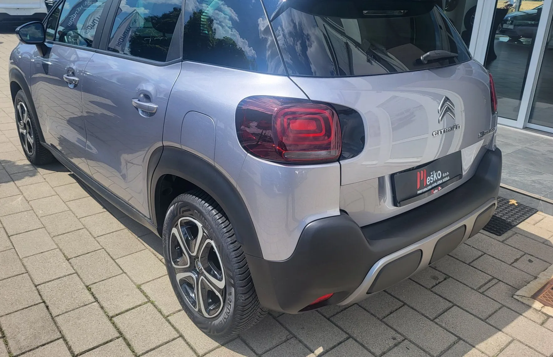 Zunanja slika - Citroën C3 Aircross - 1.2 1last-navi-acc-kamera-el.paket-servisiran - 5