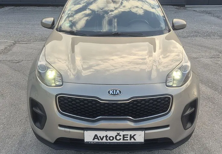 Zunanja slika - KIA Sportage - 1.7 CRDI + BREZ POLOGA + 1.LASTNIK + SLO - 2
