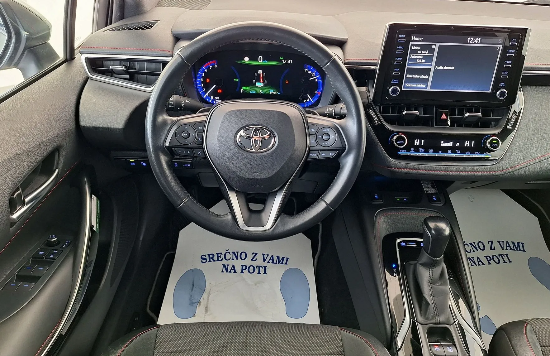 Zunanja slika - Toyota Corolla - 2.0 Executive Hybrid Dynamic Force - 12