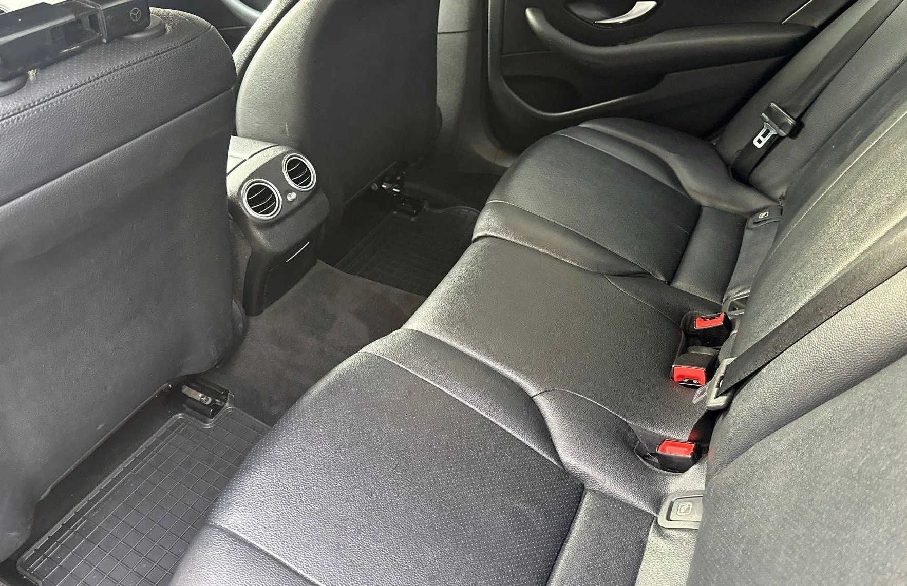 Zunanja slika - Mercedes-Benz E-Razred - E 220 d FULL LED PDC KAMERA NAVI BURMESTER USNJE.. - 19