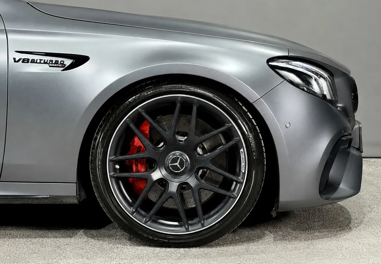 Zunanja slika - Mercedes-Benz E-Razred - E 63 S AMG 4MATIC+ - ZRAČNO - PANO - HLAJ. SED. - 4