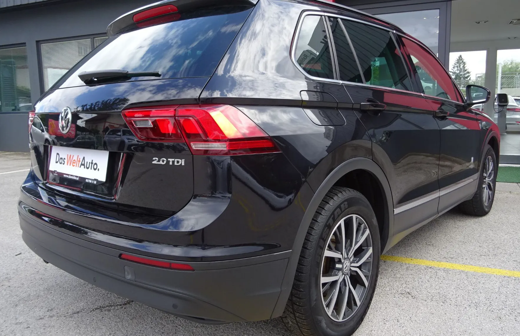 Zunanja slika - Volkswagen Tiguan - 2.0 TDI SCR BMT DSG COMFORTLINE 150KM-LEP- - 5
