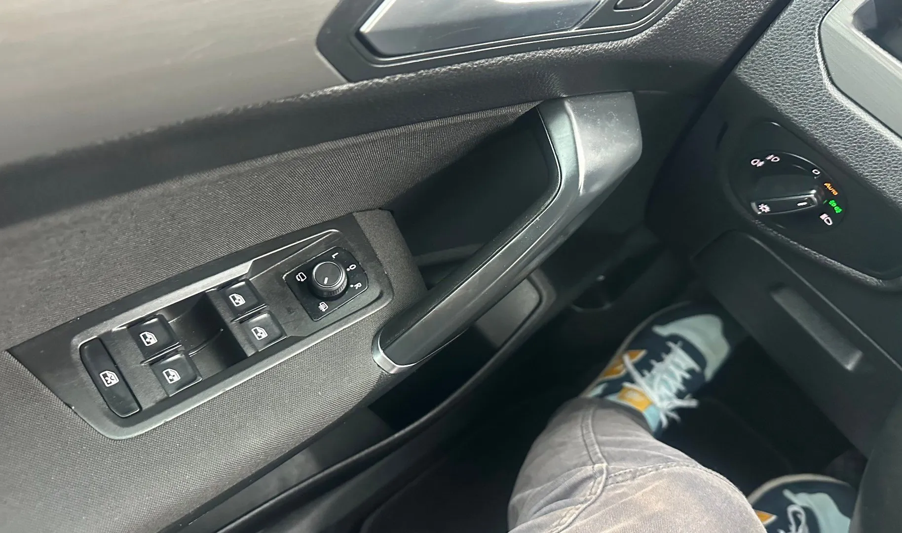 Zunanja slika - Volkswagen Touran - 2.0 TDI DSG.NAVI.KAMERA.NAREJEN VEL.SERVIS+MENJALN - 17