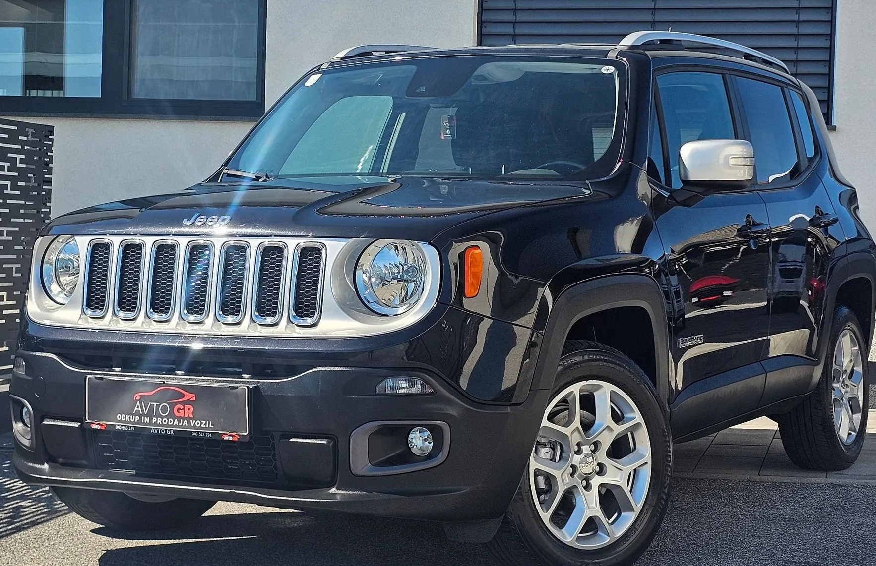 Zunanja slika - Jeep Renegade - AWD 2.0 MultiJet Limited Avt.-Le 99.000km- ODLIČEN - 2