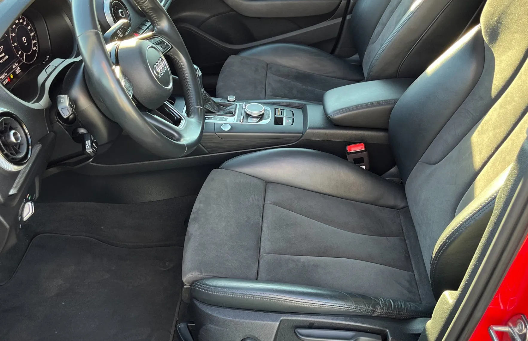 Zunanja slika - Audi A3 - Sportback 1.4 TFSI S tronic  ACC.LED.NAVI.VZR KAM - 12