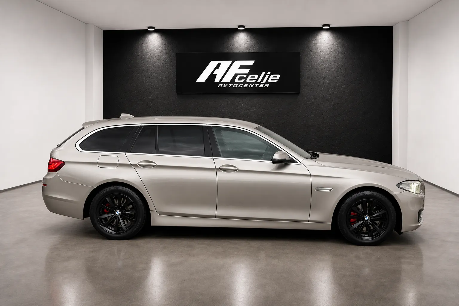 Zunanja slika - BMW serija 5 Touring: - 520XD-4X4-AUT-188.000km-LIZING ZA TUJCE-NAVI- - 4